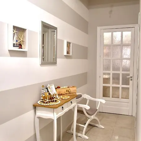 Casa Nonna Nena * Πόρτο Εμπέντοκλε